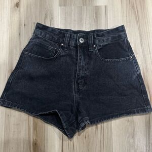 Cotton On Black High Rise Mom Jean Shorts Women’s 2